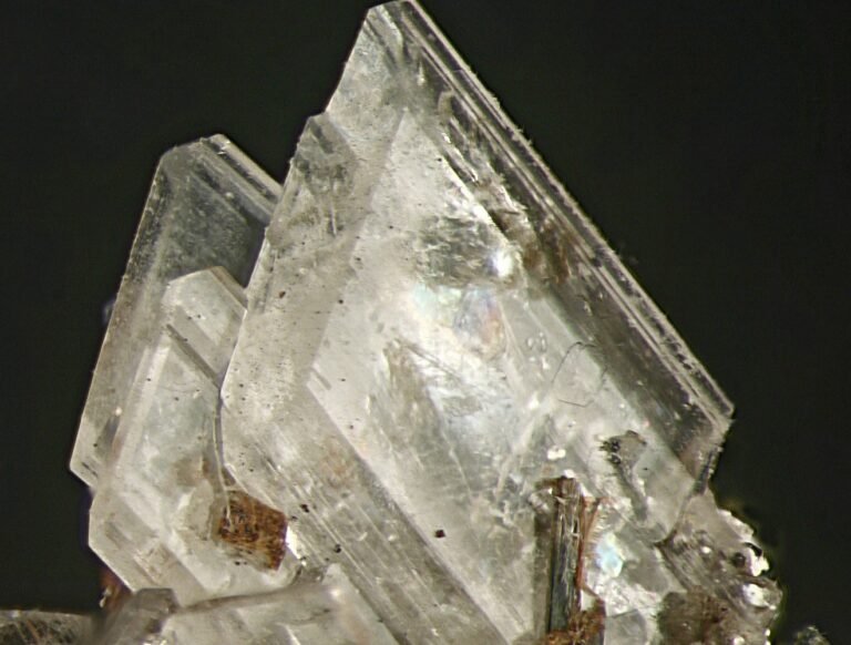 Albite:Properties, Formation, Uses & Geological Significance