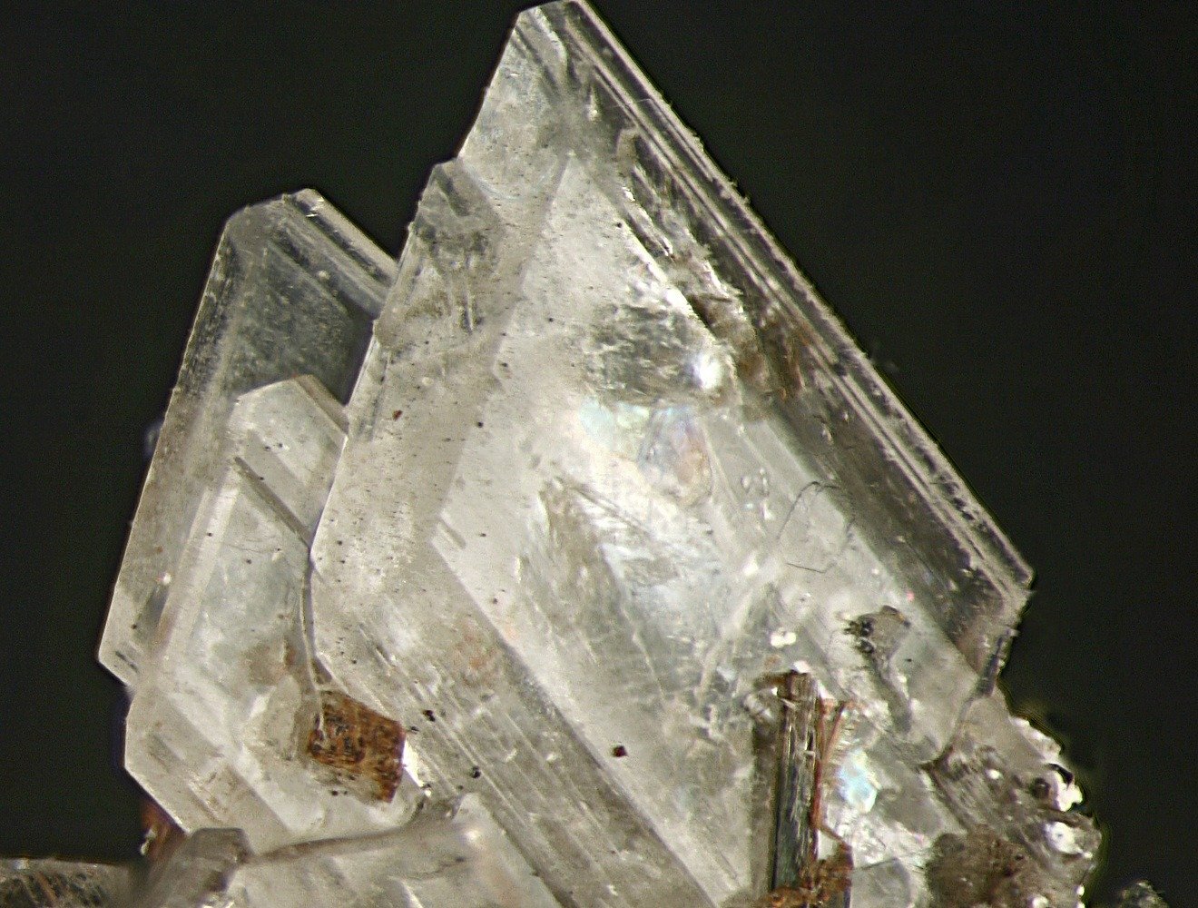Albite:Properties, Formation, Uses & Geological Significance