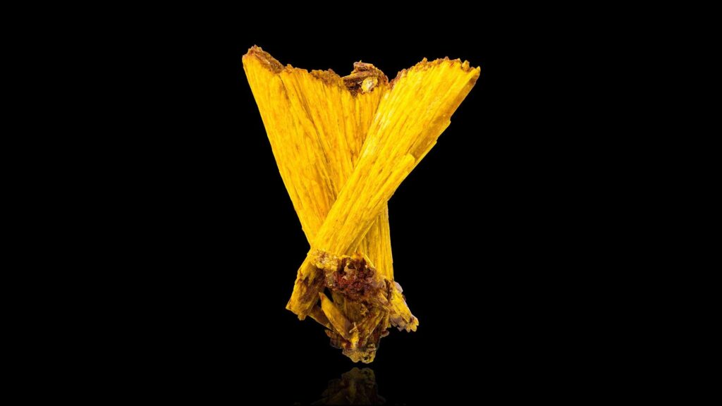 "Aztec Sun" legrandite