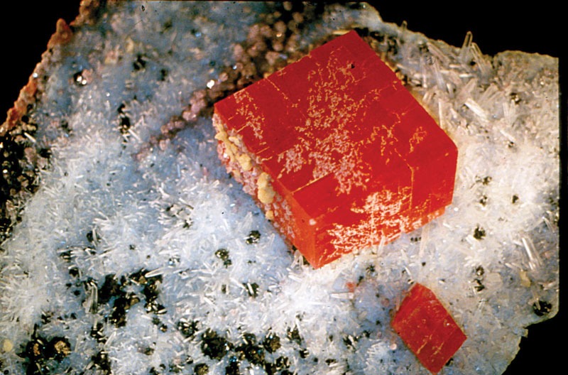 This close-up of the Alma King crystal shows it is undamaged from its fall down into the open vein eons ago.