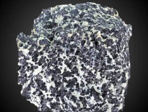 Magnesiocromite