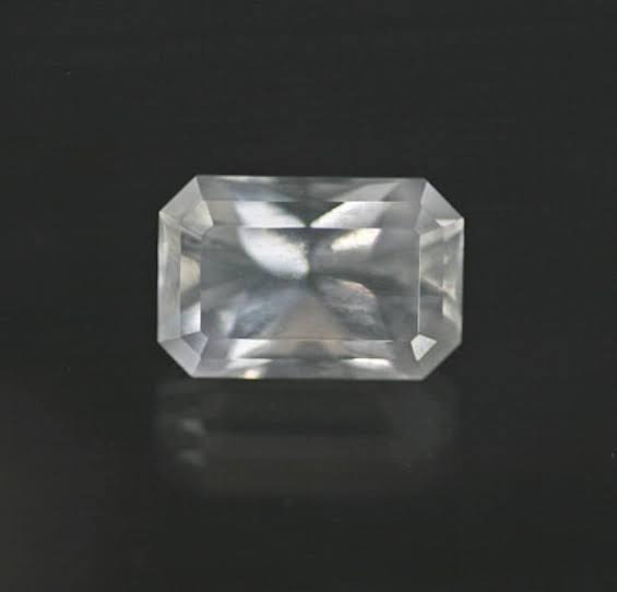 Rectangular radiant-cut kurnakovite