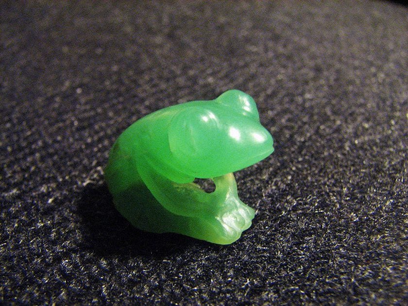 Hand-carved chrysoprase tree frog figurine. Photo by Jessa and Mark Anderson. Licensed under CC By 2.0.